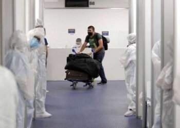 En tres días se fueron más de 2300 argentinos de vacaciones al exterior