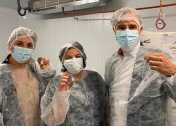 Empieza la producción argentina de Sputnik V: “El objetivo son 500 mil dosis por semana”