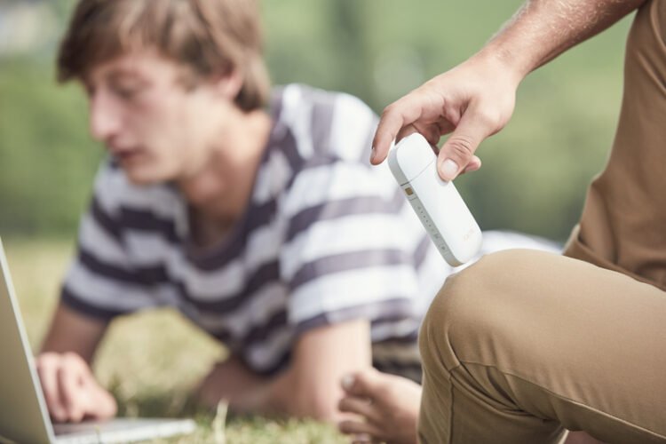 Encuesta global presenta resultados sobre el interés de conocer alternativas a los cigarrillos