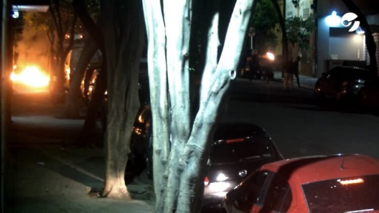 Todo el arco político repudió el ataque al edificio del Grupo Clarín