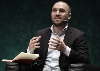 Guzmán explicará aspectos centrales del Presupuesto 2022 en Diputados