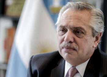 Alberto Fernández retoma las visitas a las provincias con una reunión de gabinete federal en Tucumán