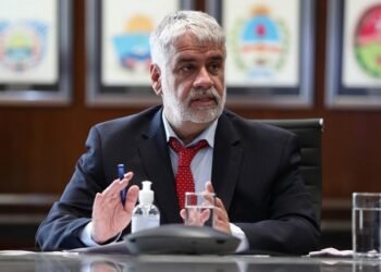 El Gobierno negocia una canasta de 100 productos para comercios de barrio