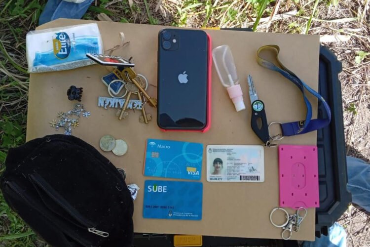 Intensifican la búsqueda de Betiana, luego del hallar sus pertenencias en un descampado