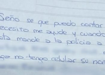 Una mujer usó el cuaderno de comunicaciones de su hijo para denunciar violencia de género