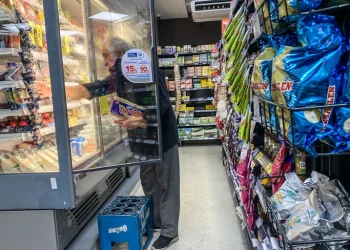 La “inflación de los trabajadores” de abril superó el 57% en los últimos 12 meses y es la más alta desde 1991