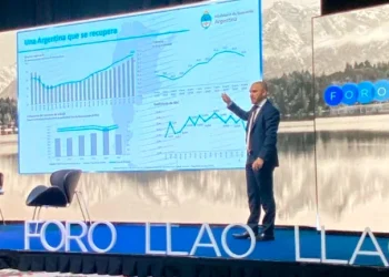 ¿El problema que viene?: la deuda que se ajusta por inflación subió del 8% al 18% del total y es cada vez a más corto plazo