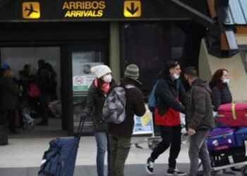 Fin de semana extralargo: intenso movimiento turístico en todo el país