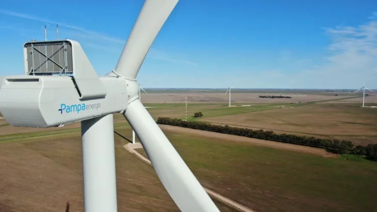 Pampa Energía emitió Obligaciones Negociables en pesos por 100 millones de dólares