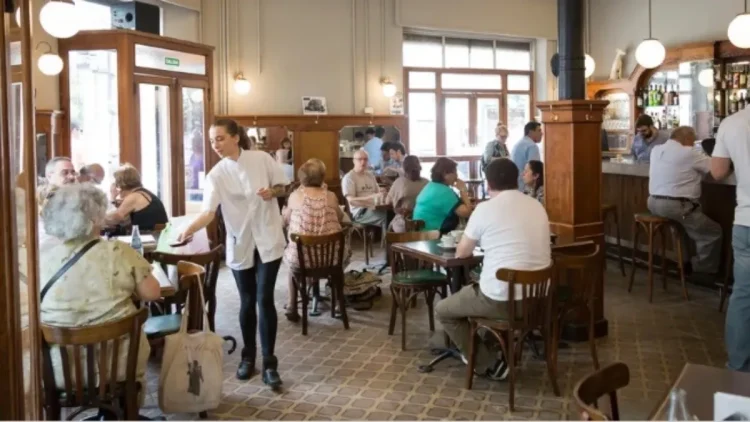 Crecimiento del trabajo registrado: hoteles y restaurantes, el sector más dinámico