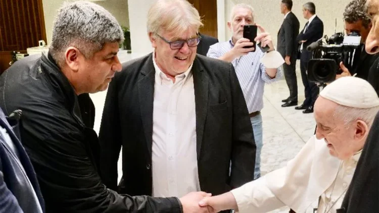El Papa Francisco recibió a Pablo Moyano mientras avanza un proceso judicial contra dirigentes de Camioneros
