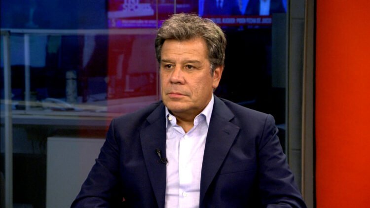 Manes propone un encuentro de expresidentes como “gesto histórico” ante el ataque a Cristina