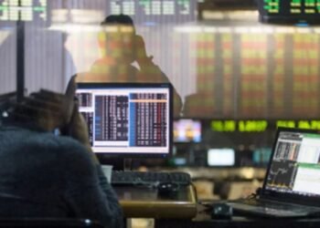 Mercados: la Bolsa argentina tocó un nuevo récord, con el empuje de YPF