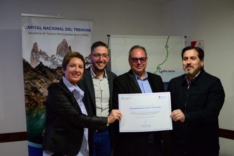 Reconocimiento a municipios de la provincia de Santa Cruz