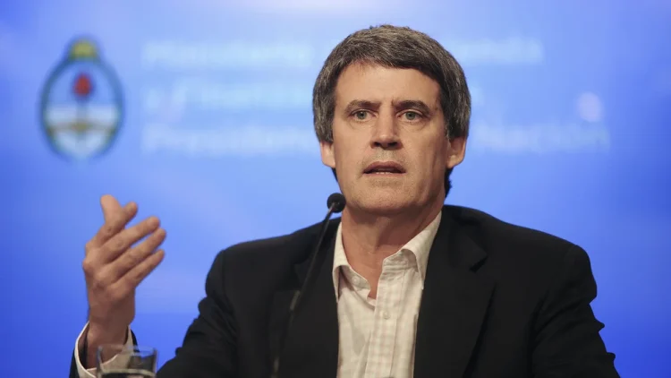 Alfonso Prat Gay: “No hay manera de dolarizar, no tenés con qué respaldar”