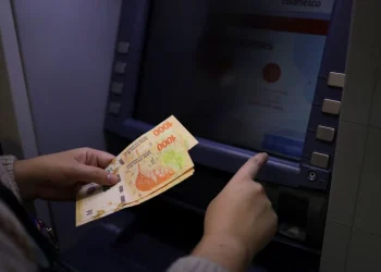 Refuerzo alimentario: Anses dio a conocer cuándo se pagan los $22.500 para adultos sin ingresos en diciembre