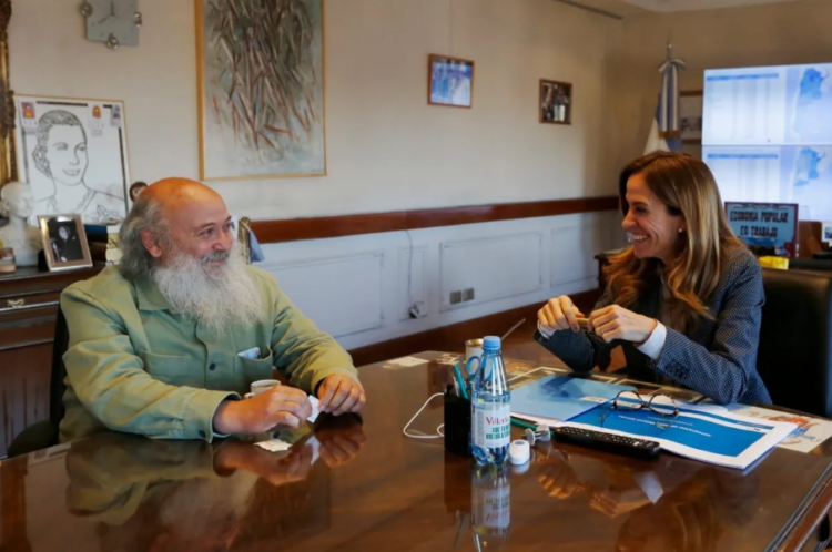 Recorte de planes sociales: las sospechas de la izquierda detrás de las críticas a Pérsico y Grabois