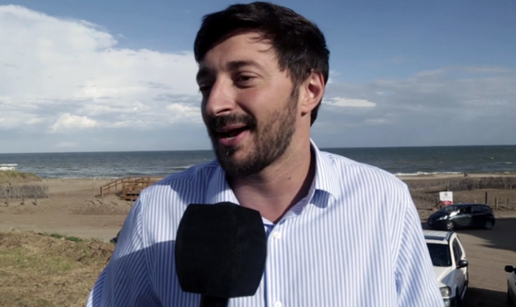 Denunciaron al intendente de Pinamar tras un mensaje “discriminador”