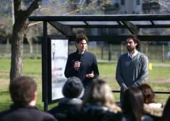 Martín Lousteau presentó sus propuestas para facilitar el acceso a la vivienda en Villa Soldati