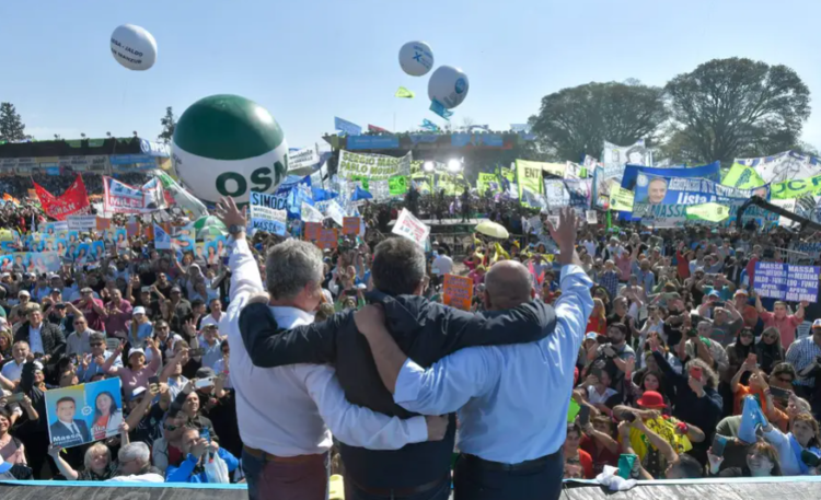 Elecciones 2023 | Massa junto a los gobernadores: “Ahora que jugamos por los porotos van a ver al peronismo en la cancha”