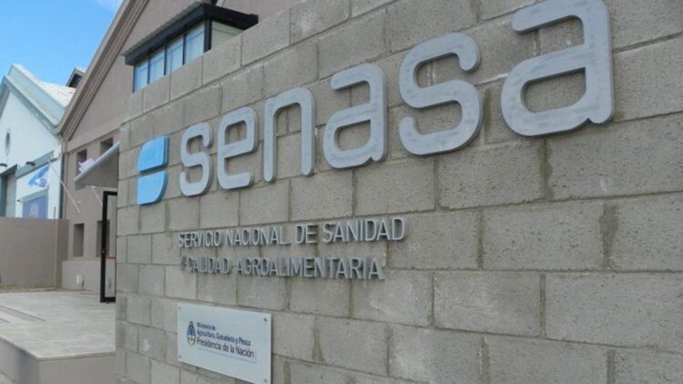 El Gobierno anunció que recortará en gastos de SENASA