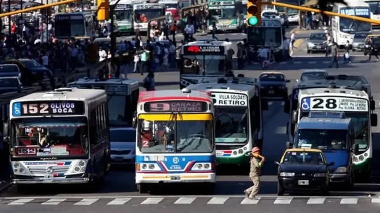 Paro de colectivos en el AMBA