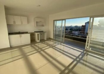 Cuánto cuesta alquilar un monoambiente en CABA: los cinco barrios porteños más accesibles