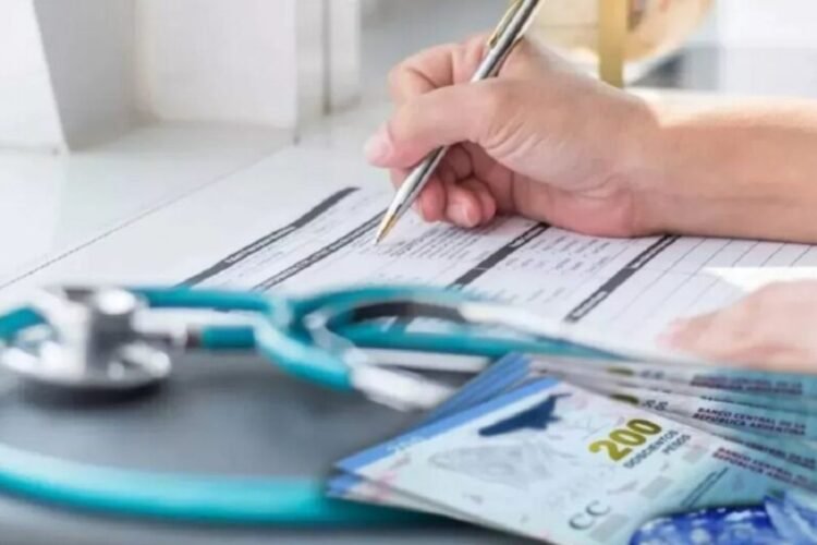 Aumentarán las prepagas en abril