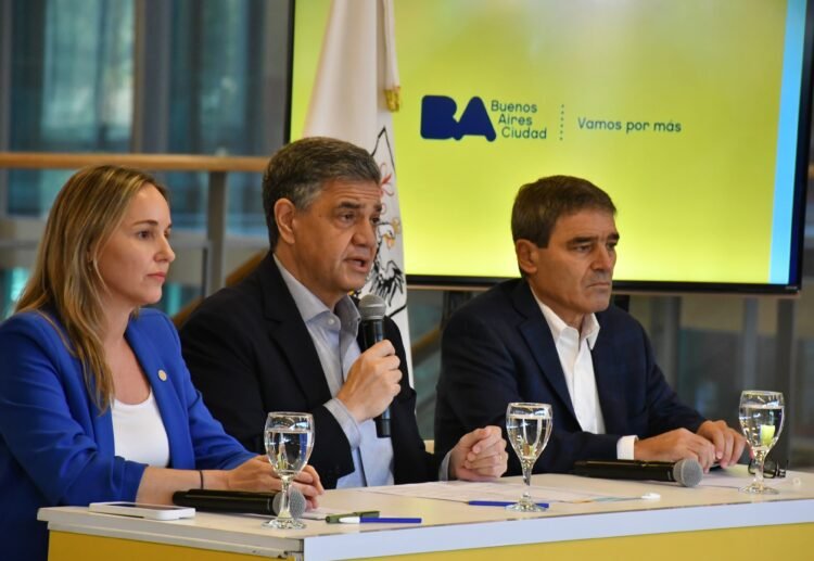 Jorge Macri aseguró que el dengue está desapareciendo