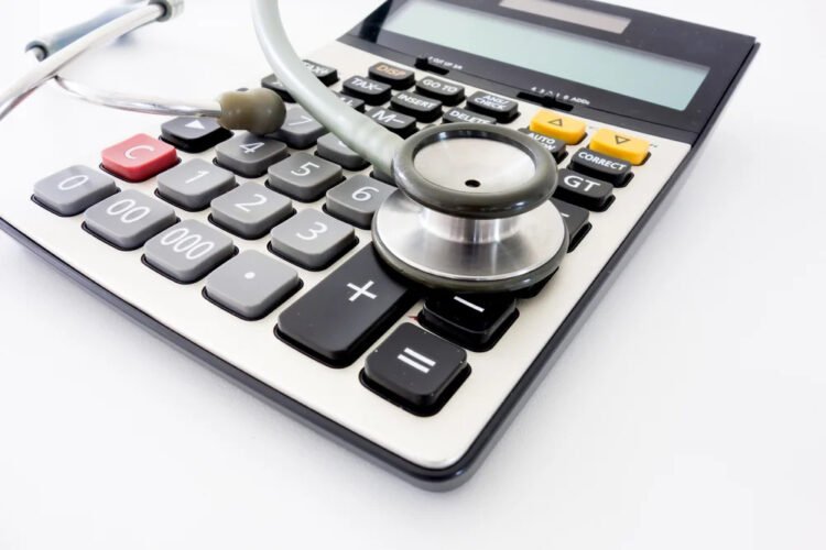 El Gobierno agrega otras cinco prepagas a la cautelar para que retrotraigan el aumento de los alimentos