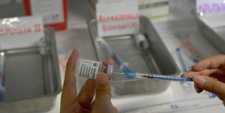 La vacuna AstraZeneca dejará de venderse en Europa