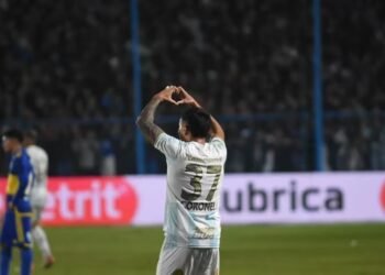 Boca cayó en el debut en Tucumán