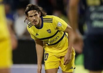 Boca venció a Trinidense en el último minuto gracias al golazo de Cavani
