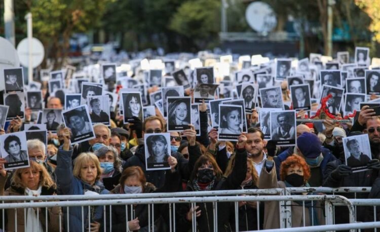 Atentado a la AMIA: desclasificaron un informe de inteligencia que ratifica la responsabilidad de Irán