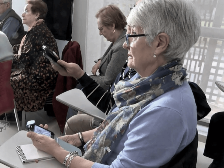 Ley Bases: cómo afectará a las jubilaciones y qué pasará con la moratoria si se aprueba el proyecto