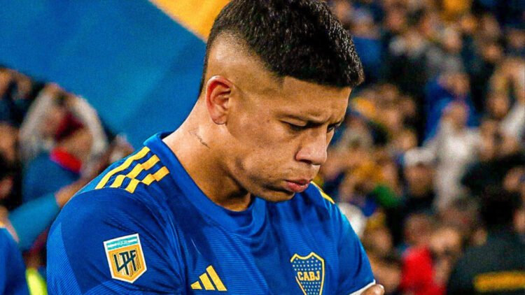 Marcos Rojo, otra vez en el centro de las críticas en Boca: fotos en boliche y partido amateur