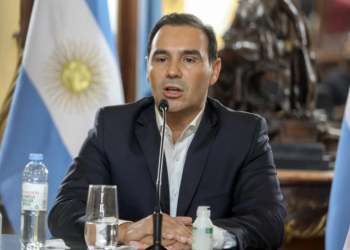 “Tenemos que hablar de una posible causa de trata”: el gobernador de Corrientes dijo que Loan ya no se encuentra en su provincia