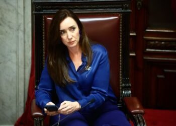 Villarruel convocó a una sesión para que los senadores debatan sobre el aumento de sus dietas