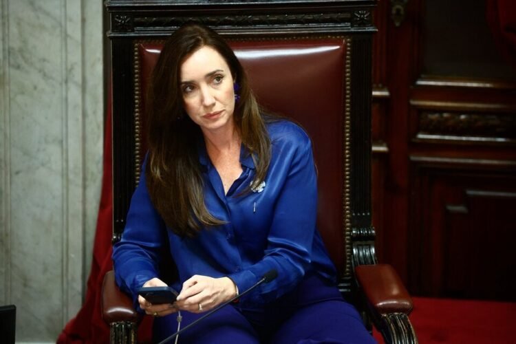 Villarruel convocó a una sesión para que los senadores debatan sobre el aumento de sus dietas