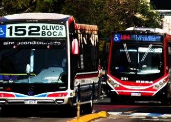 El Gobierno insiste en la quita de subsidios a los colectivos y crece la tensión con Macri y Kicillof