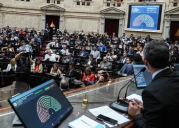 Duro cuestionamiento del Gobierno a los senadores que rechazaron el DNU de los fondos para la SIDE