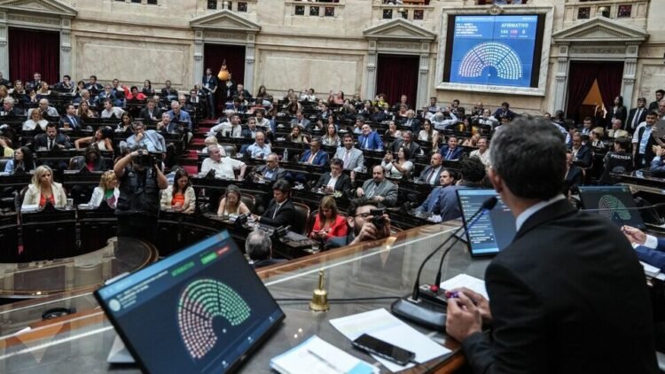 Duro cuestionamiento del Gobierno a los senadores que rechazaron el DNU de los fondos para la SIDE