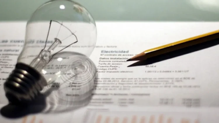 Aumentos de hasta 2,7% en las tarifas de luz y gas para noviembre