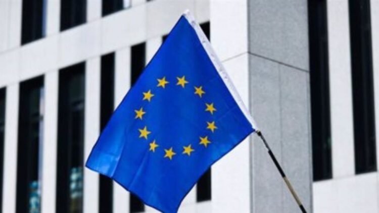 El Banco Central Europeo ve una economía debilitada lo que profundiza la baja de las tasas de interés