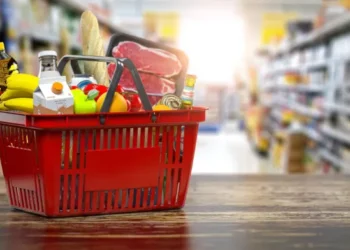 INDEC: Las canastas básicas subieron por debajo de la inflación general, para no caer en la indigencia una familia requirió $428.720.