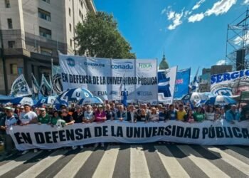 Veto Universitario: Gremios universitarios van al paro de 24 horas
