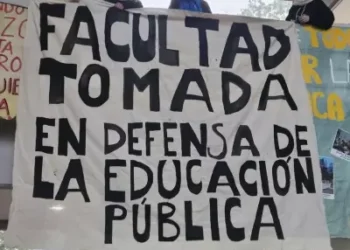 Conflicto Universitario: “Estamos aquí por los salarios, las becas estudiantiles y el presupuesto, defendiendo la universidad pública”