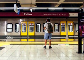 Paro de subtes, los empleados denuncian que 2.700 personas se expusieron al asbesto