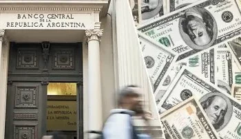 El Gobierno relaja las exigencias para el pago de importaciones y acorta los plazos para hacerlos con dólares propios