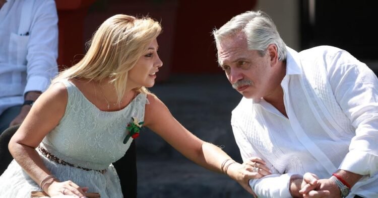 Por decisión de la justicia Alberto Fernández deberá darle el 30% de su jubilación a Fabiola Yañez
